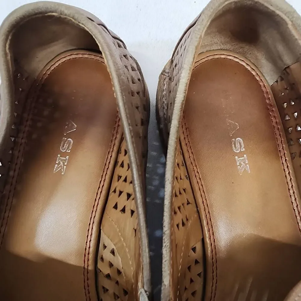 Trask Ali Perforated Loafer Gold Metallic Suede Women's 10 Comfort